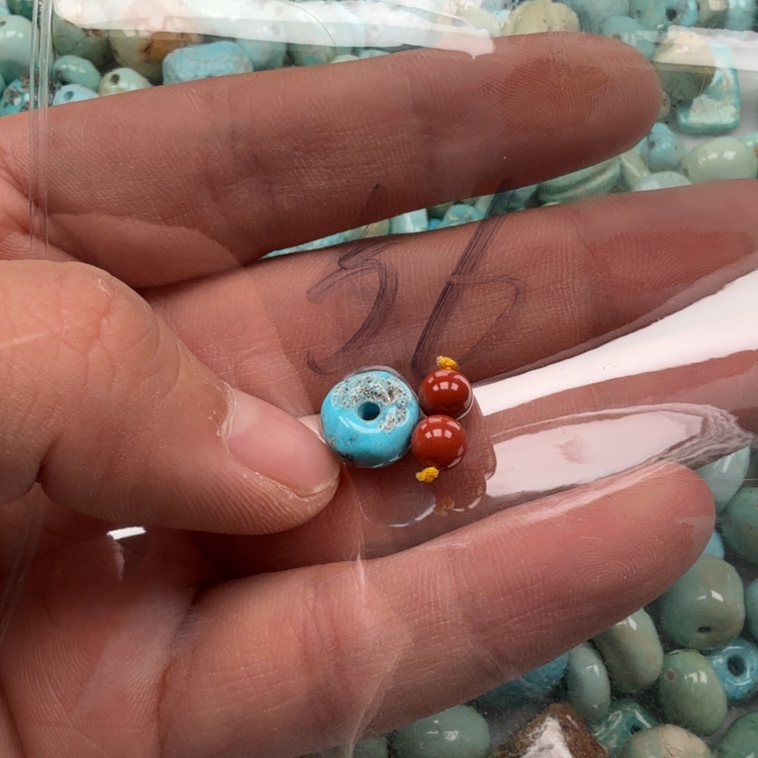 南红玛瑙未镶嵌珠宝奇石