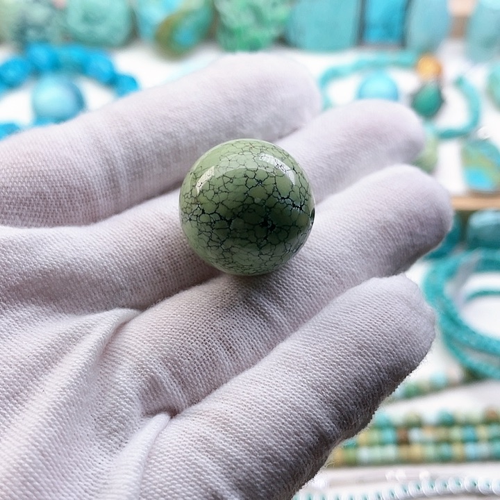 绿松石配饰未镶嵌