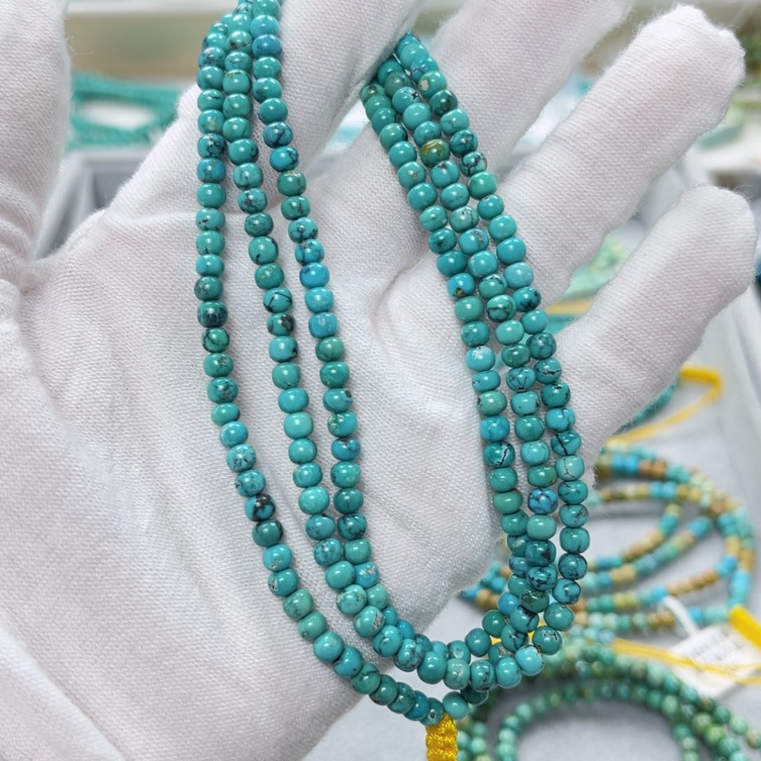 绿松石绿松石未镶嵌