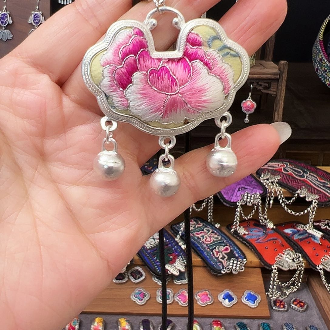 织绣手工刺绣工艺品