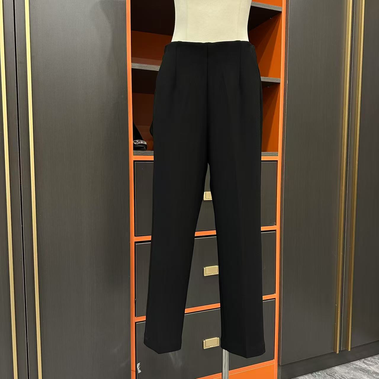 【ZM纵美】一年四季都可穿的极简风显瘦带中缝小脚烟管裤225516