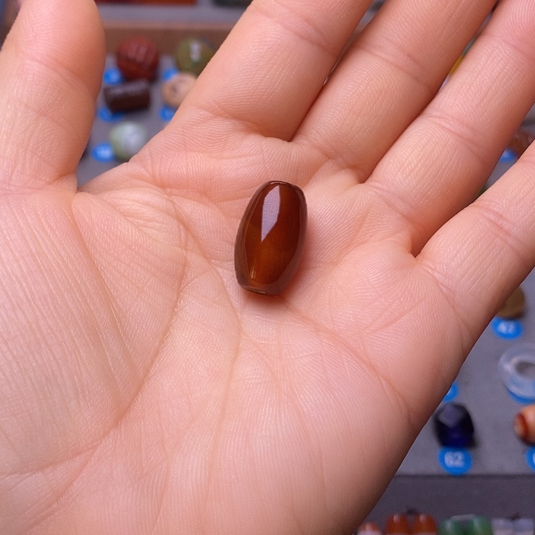 用***2玛瑙/玉髓未镶嵌颈饰