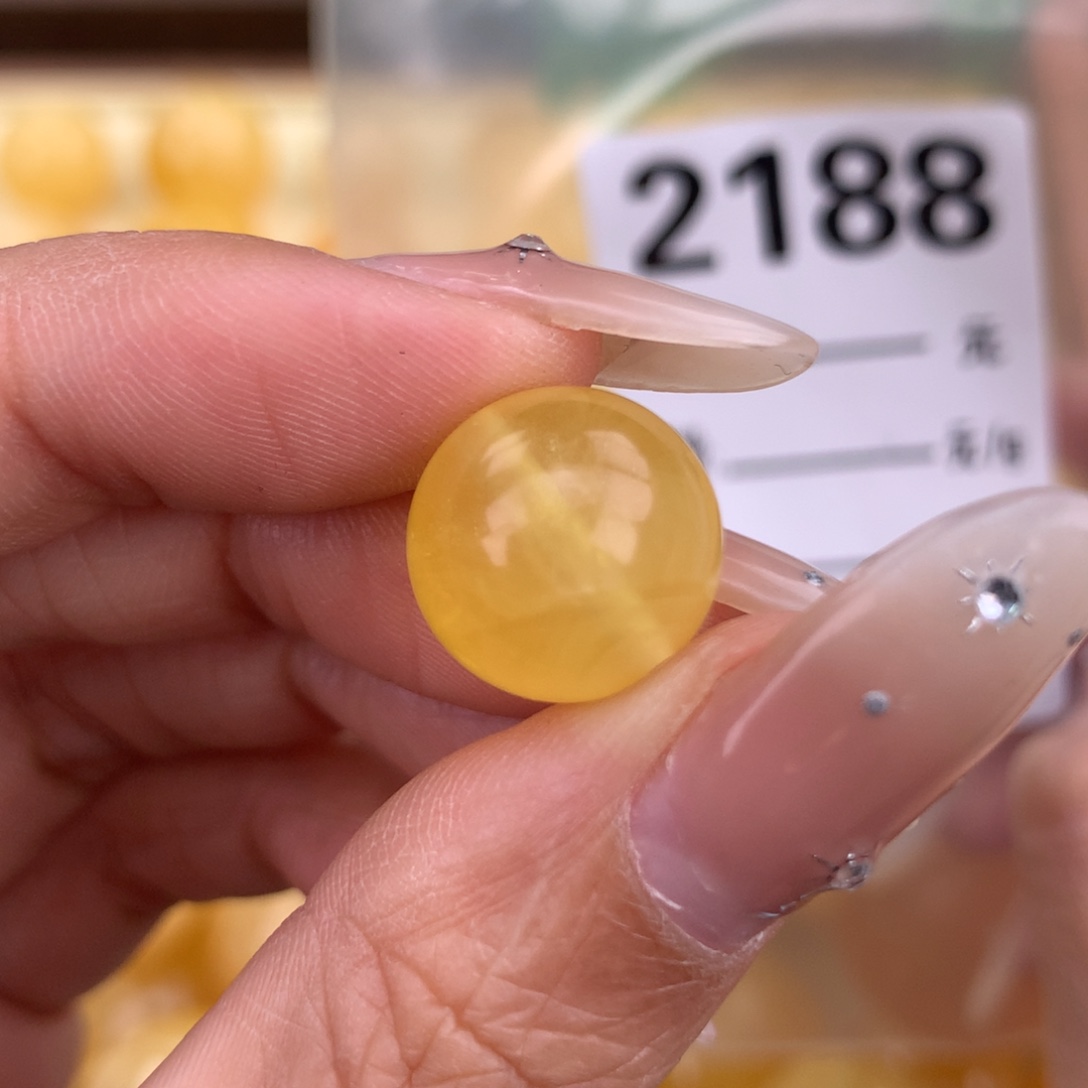琥珀未镶嵌珠宝奇石13.3 