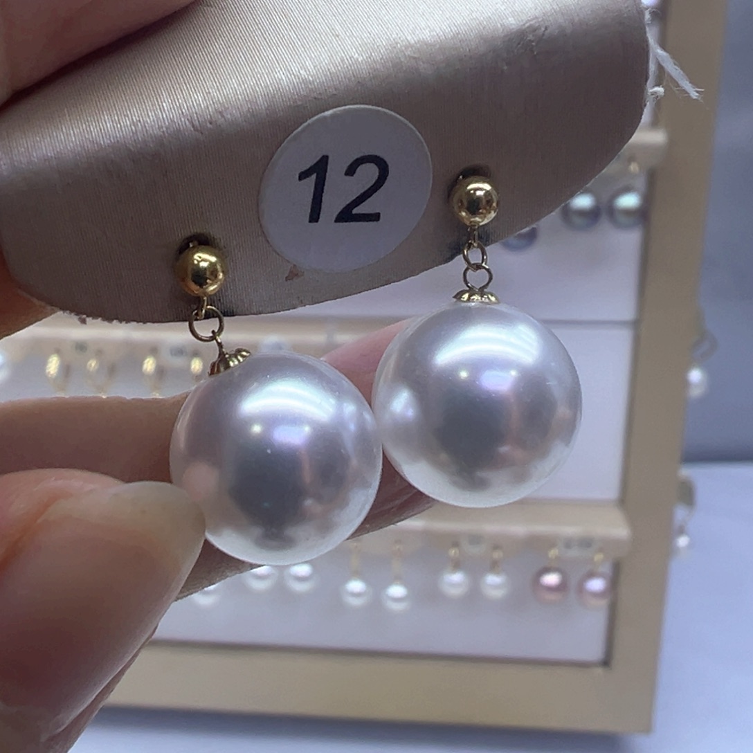 18K金镶嵌淡水珍珠耳饰