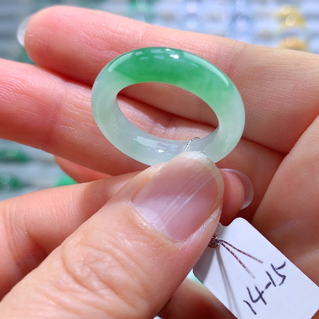 翡翠戒指未镶嵌14-15号