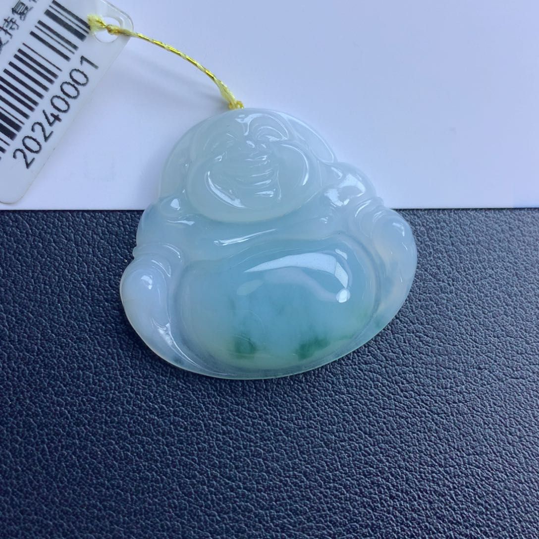 翡翠颈饰未镶嵌佛