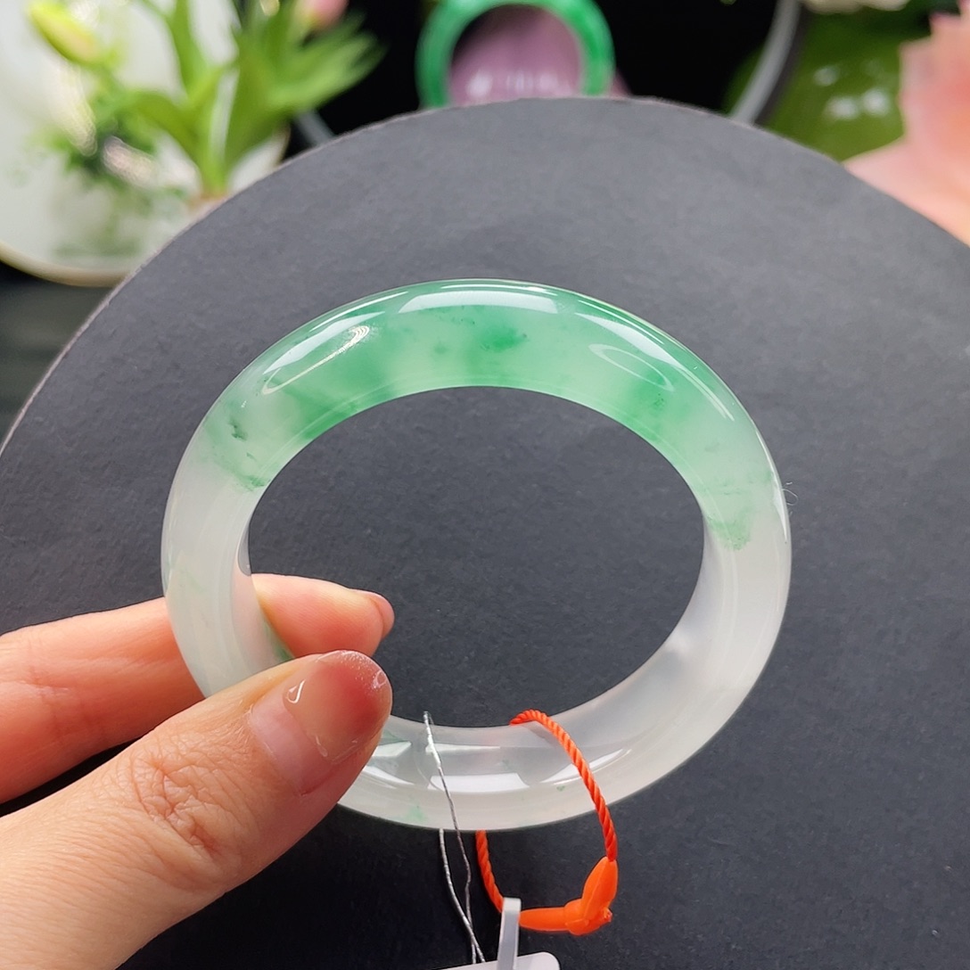 石英质玉手镯未镶嵌53佳