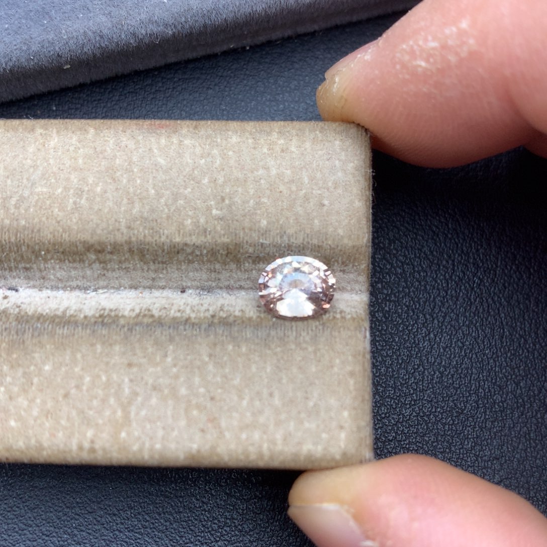 裸石蓝宝石1.15ct全净无烧