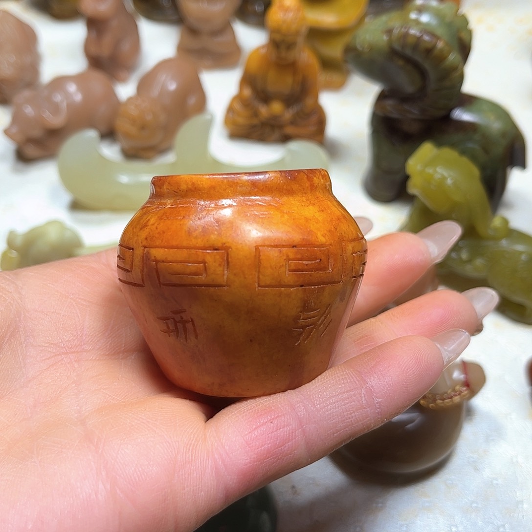 白玉菩提吊坠白玉菩提吊坠