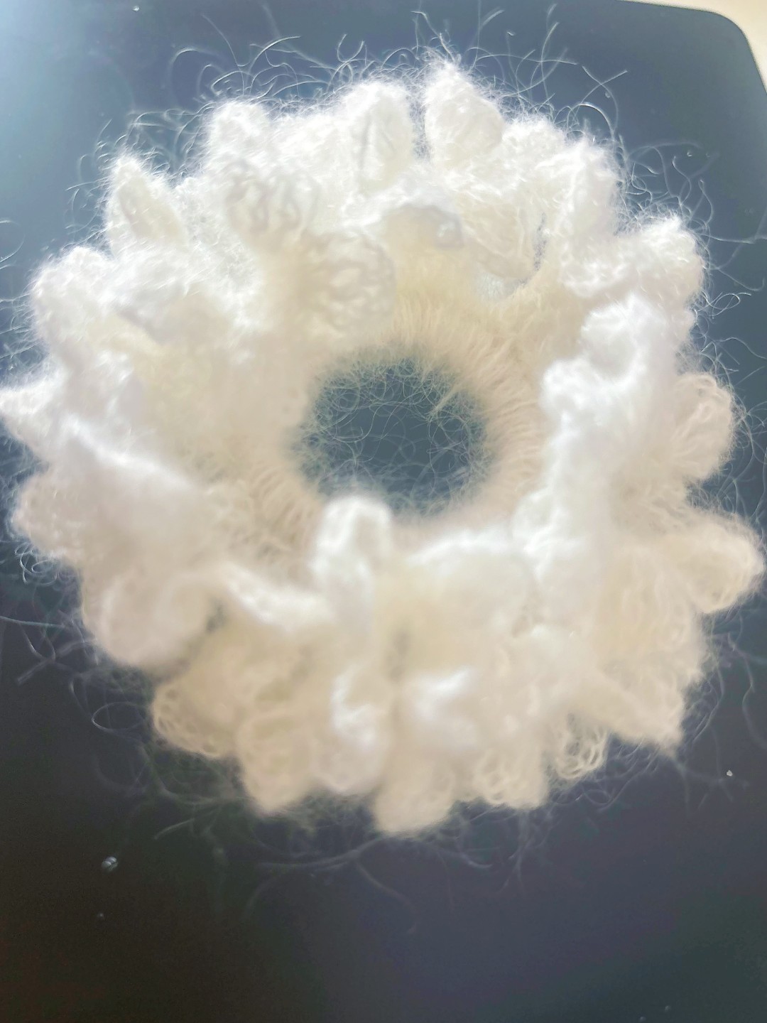 马海毛绣球发圈手工创意编织百搭简约发圈温柔气质可爱时尚发饰