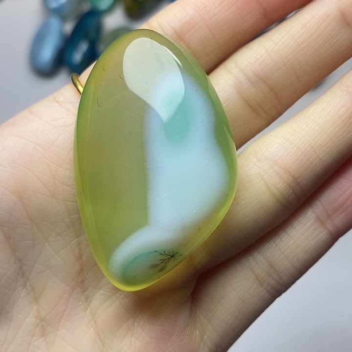 戊***辰玛瑙/玉髓未镶嵌吊坠(不含链)