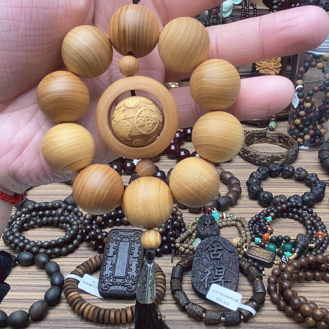 滴血莲花菩提手串