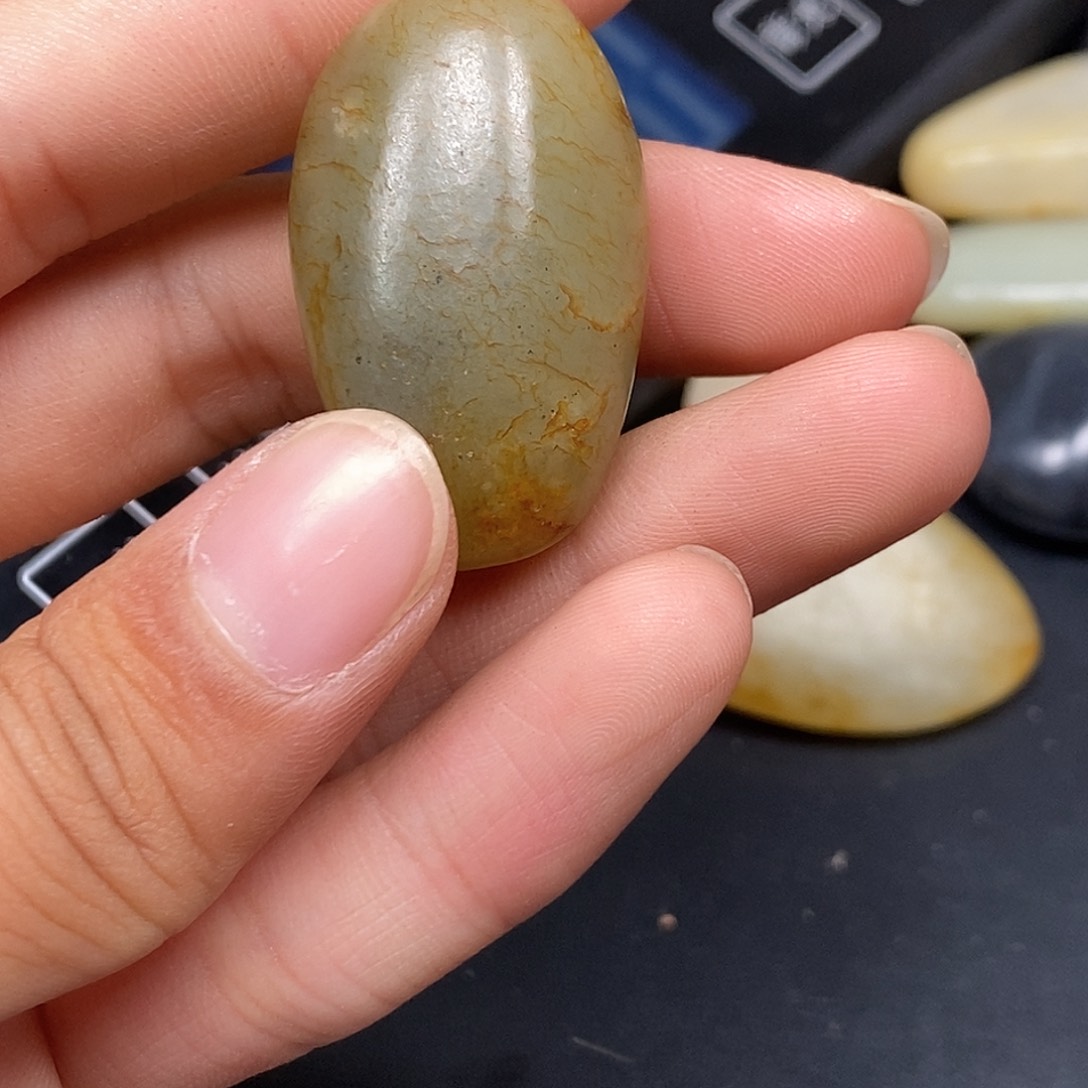 和田玉（糖玉）未镶嵌挂件