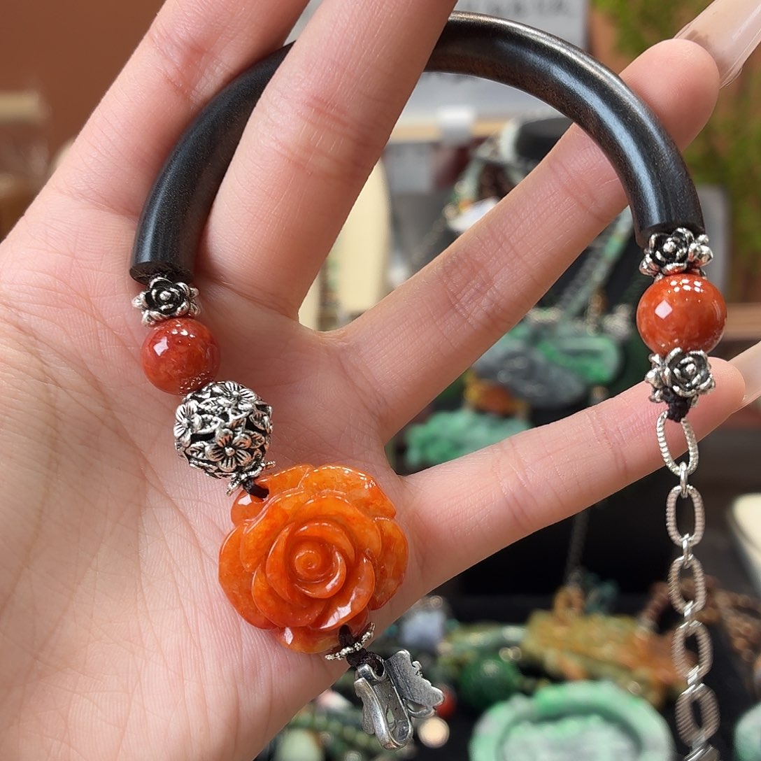 翡翠未镶嵌耳饰手串