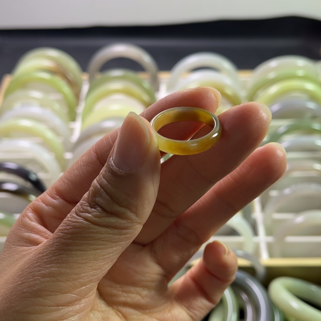和田玉指环直径18mm未镶嵌