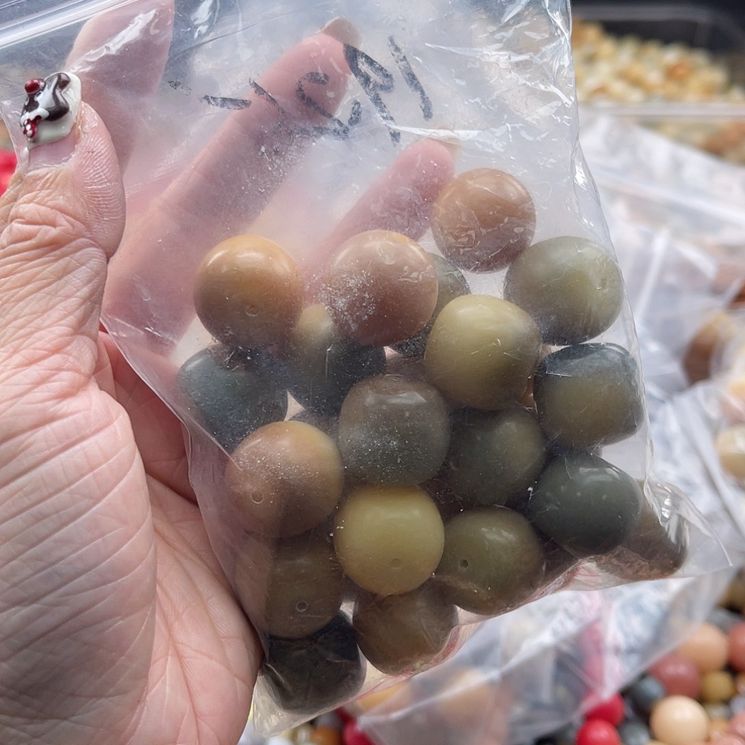 白玉菩提吊坠B/19mm/20颗锅底微瑕