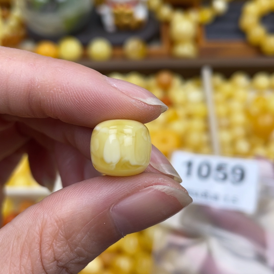 未镶嵌蜜蜡珠宝奇石12.8