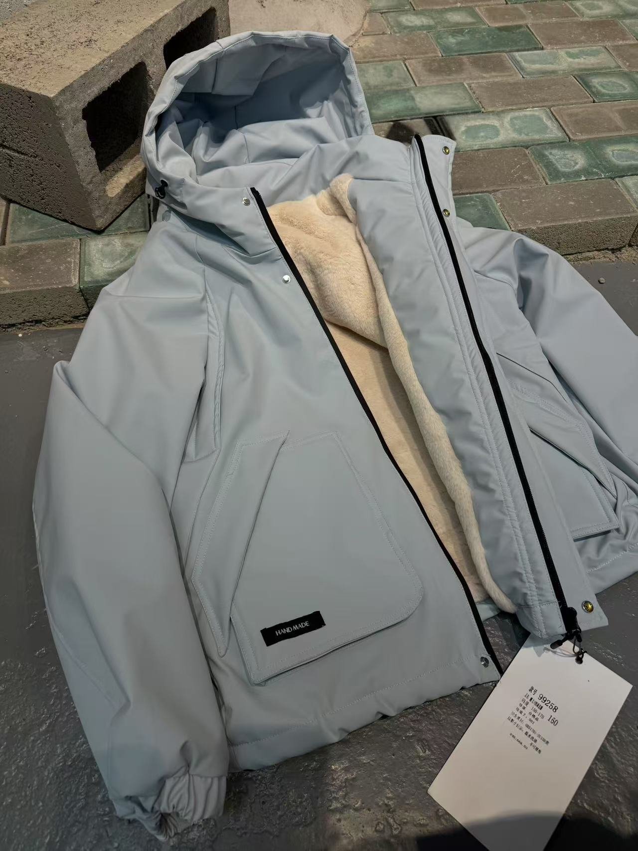 摩 2025 【X】2月11日 男童女童时尚淡蓝色连帽派克服9258-