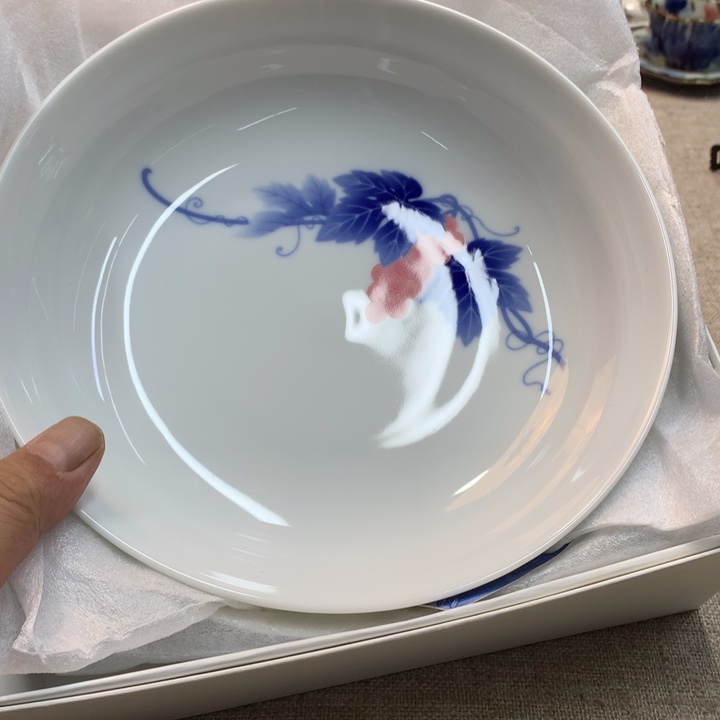 莉****金瓷阁家的美丽瓷器