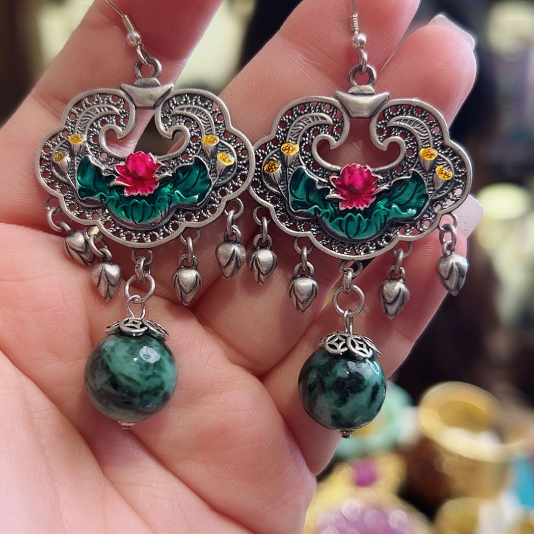 翡翠耳环未镶嵌古风