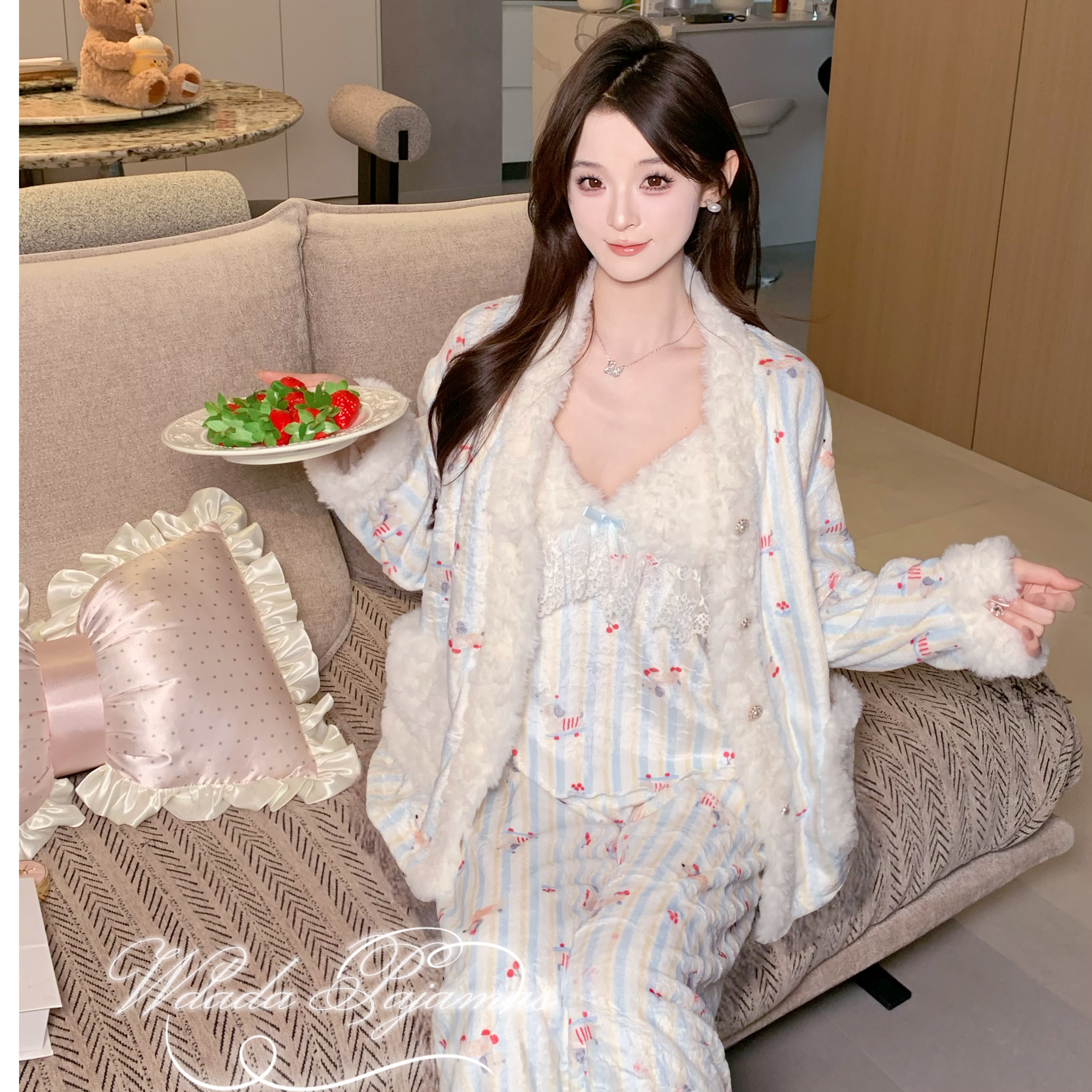 暖舒绒【腊肠狗】秋冬爆款双面暖舒绒女吊带开衫加厚保暖长袖睡衣