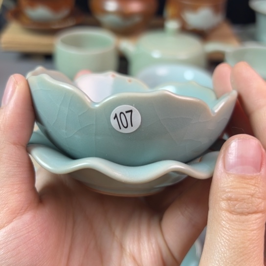杯107号，不带礼盒，缩釉