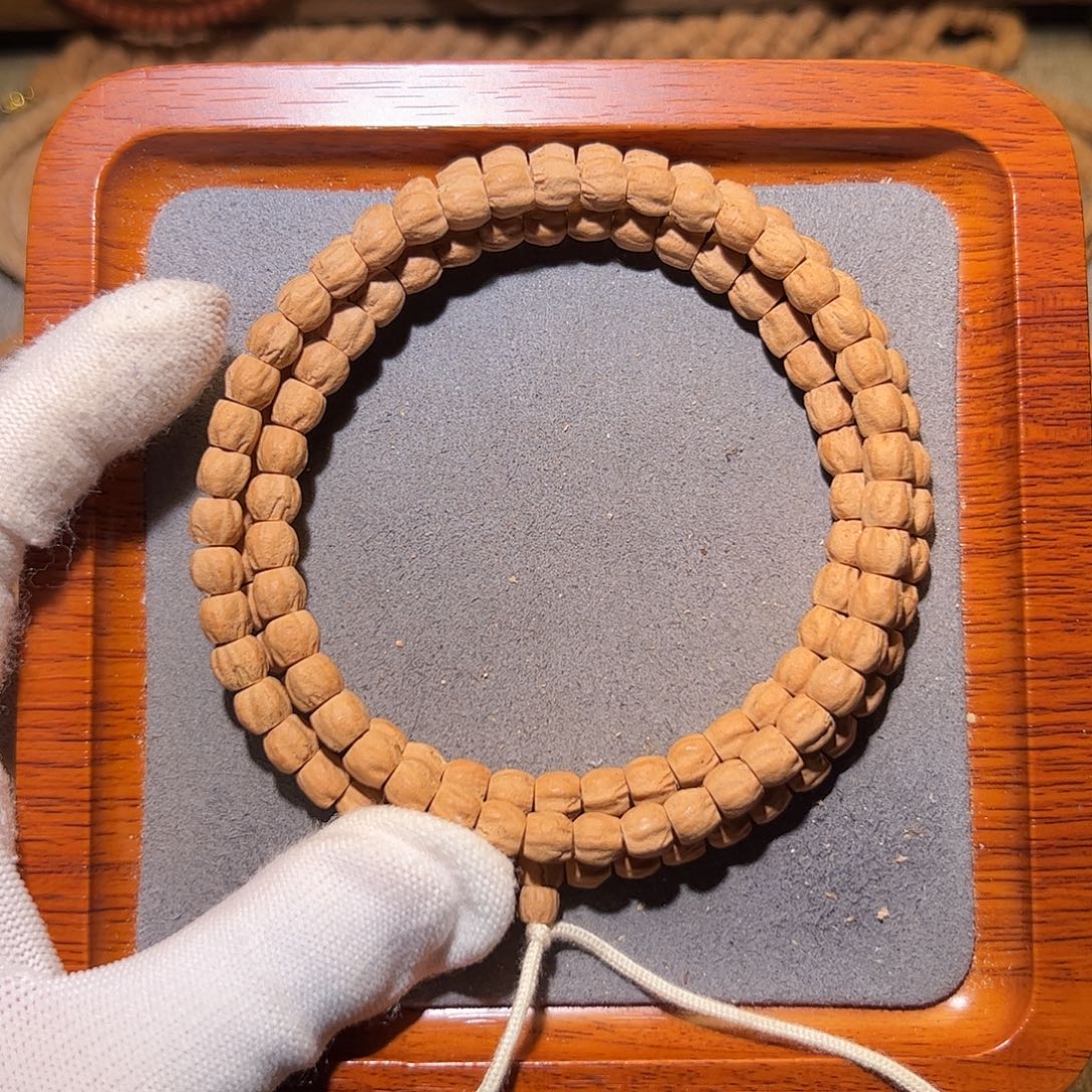 吊坠柏香籽/百香籽红油皮方块筒顺6.8