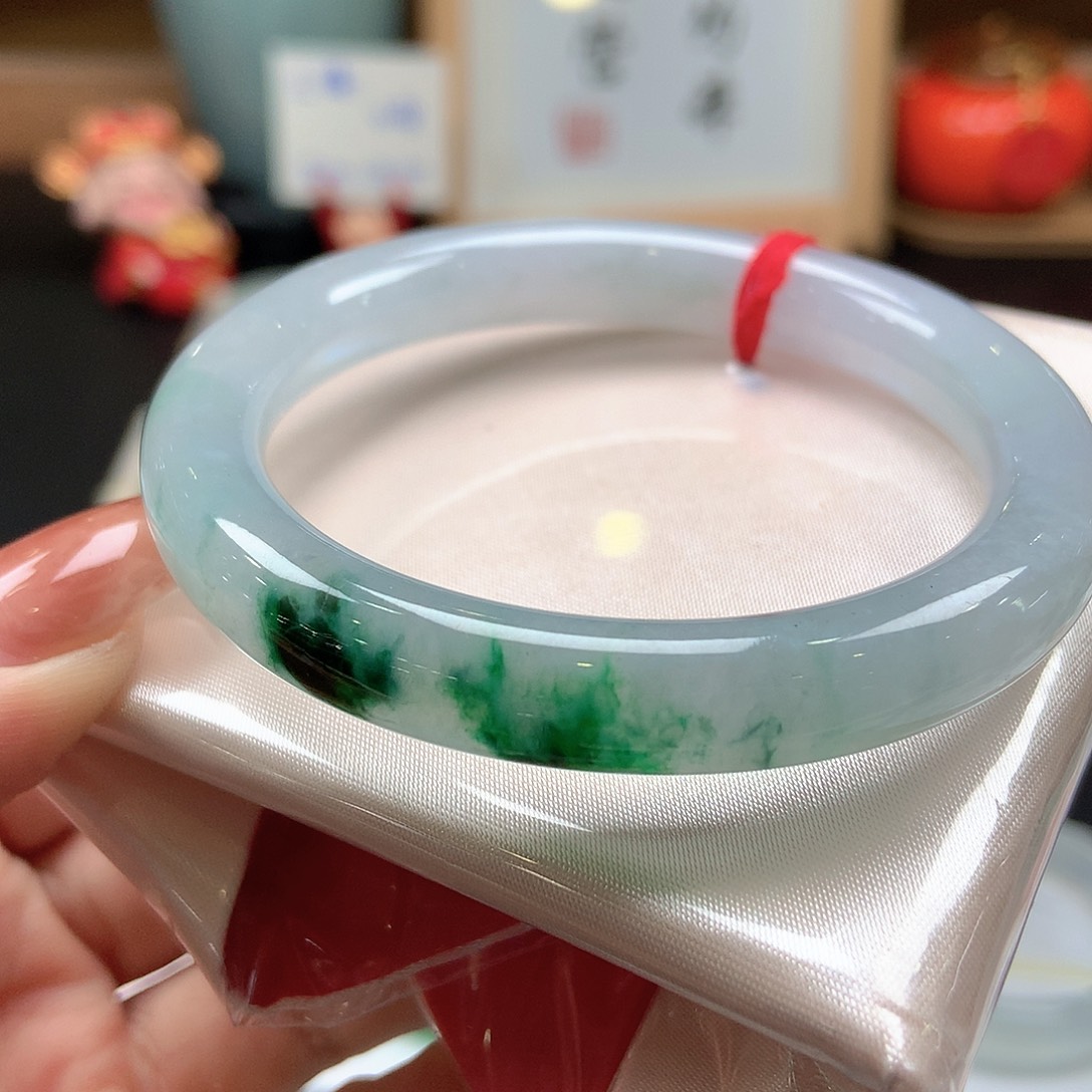 翡翠未镶嵌手镯25号
