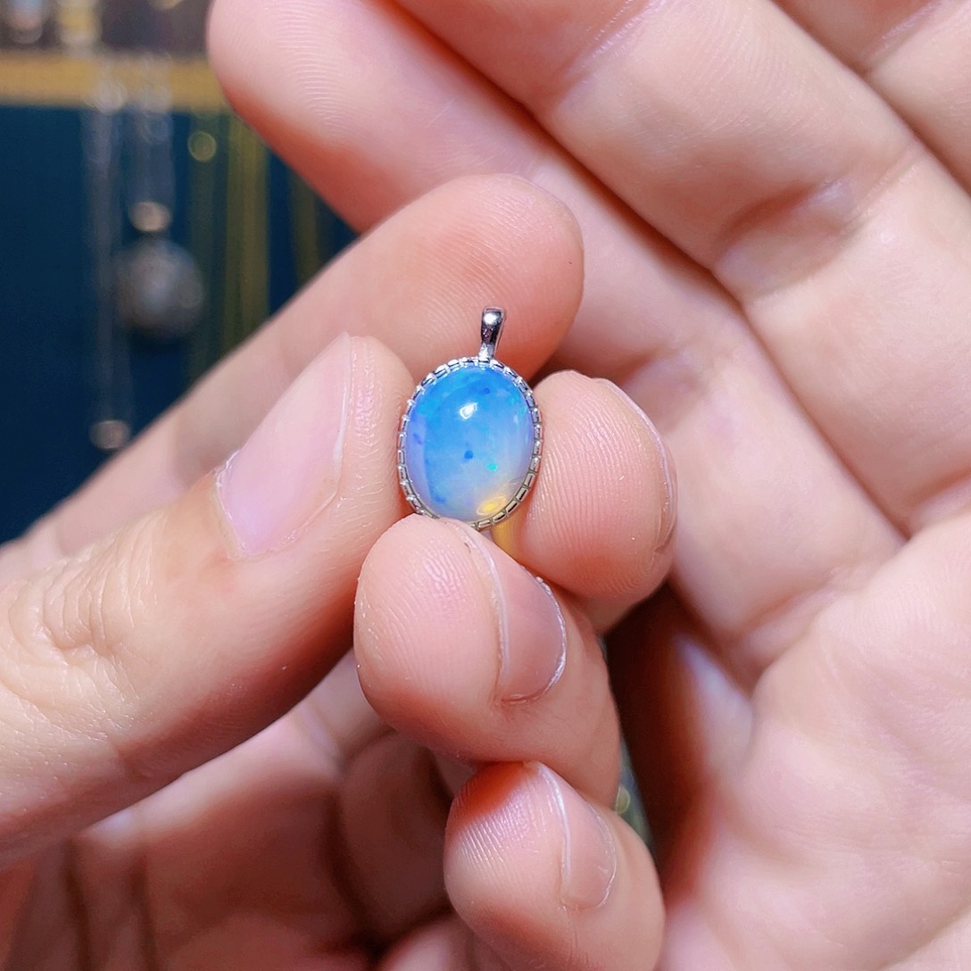 欧泊吊坠）银S925镶嵌一***晚