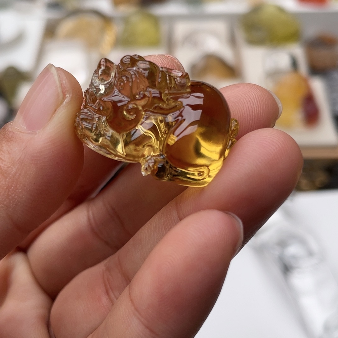 水晶颈饰未镶嵌冠****司定制