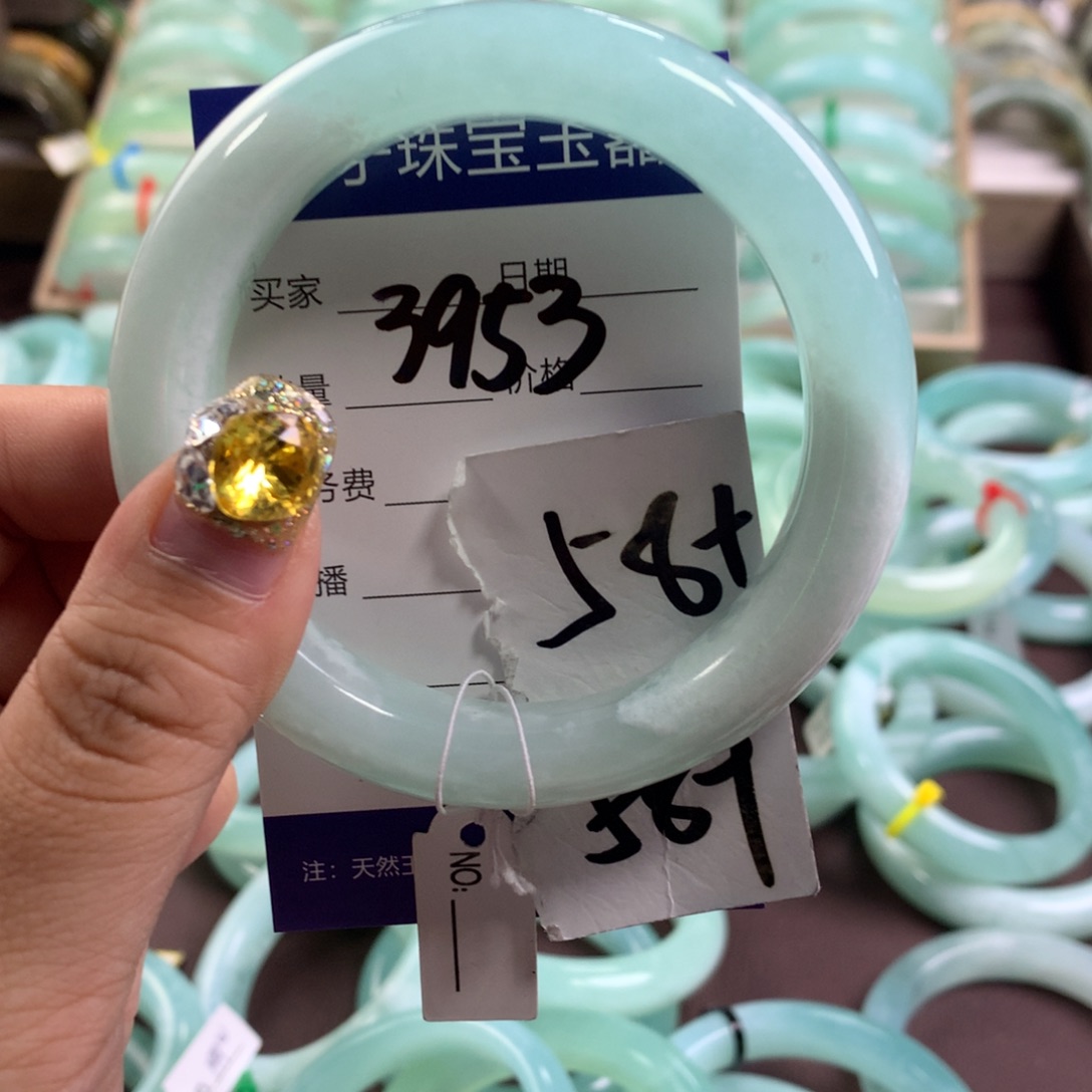 蛇纹石玉手镯未镶嵌3953