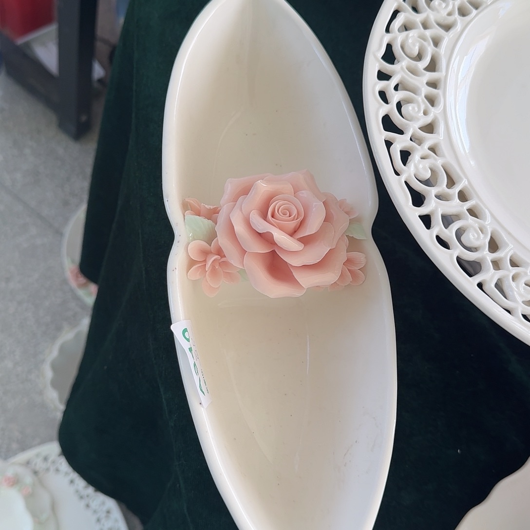 大玫瑰花分隔船盘