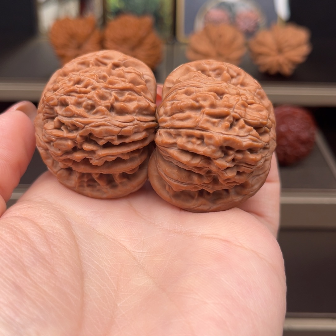 吊坠桃核福利四座楼不议价