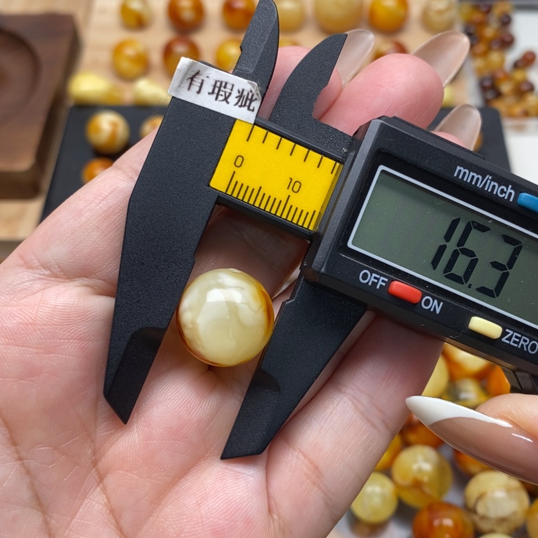 琥珀未镶嵌珠宝奇石蜜蜡1229
