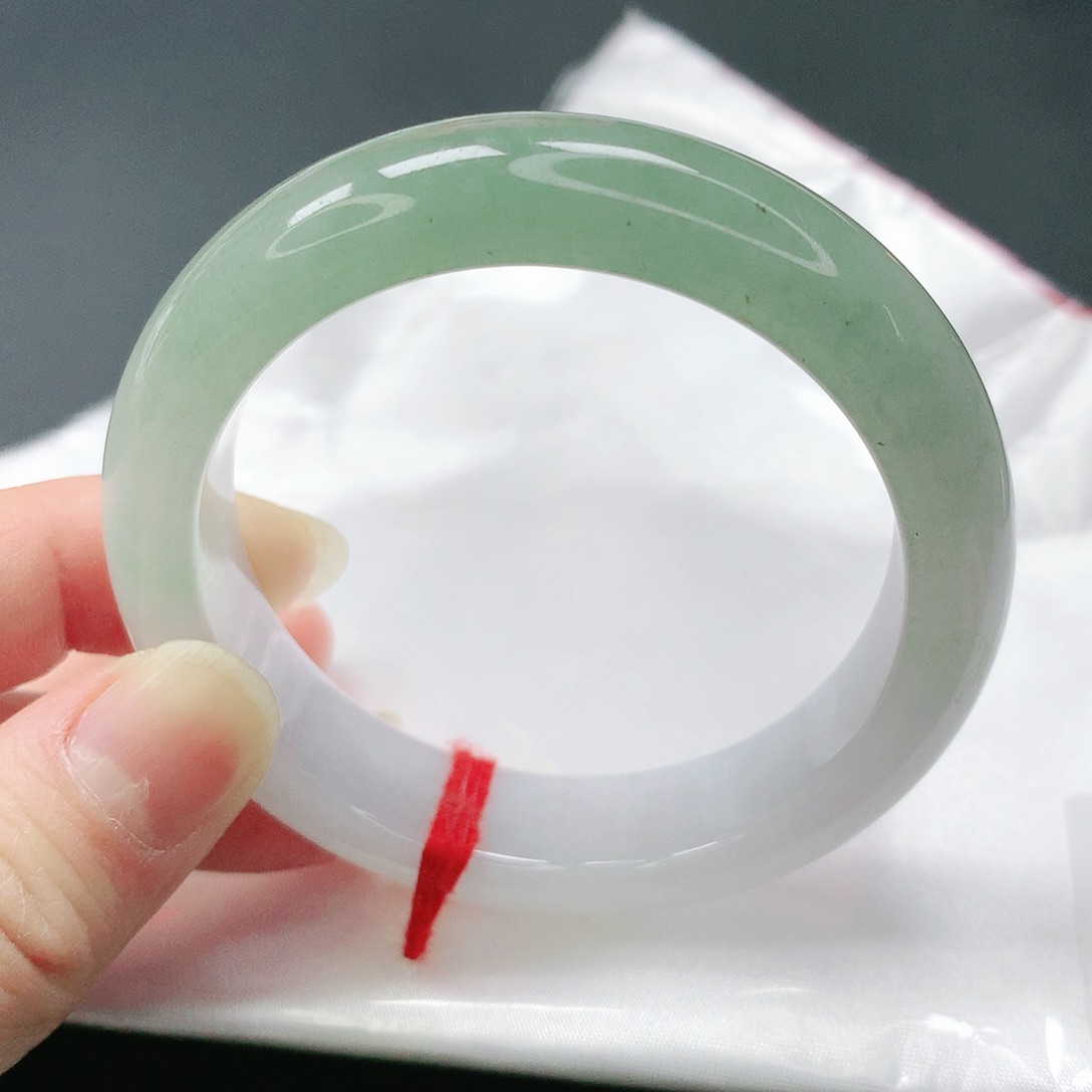 翡翠手镯未镶嵌缅甸天然A货翡翠