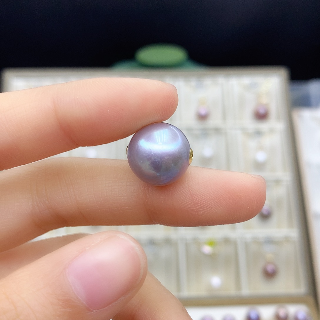 淡水珍珠颈饰18K金镶嵌L****?