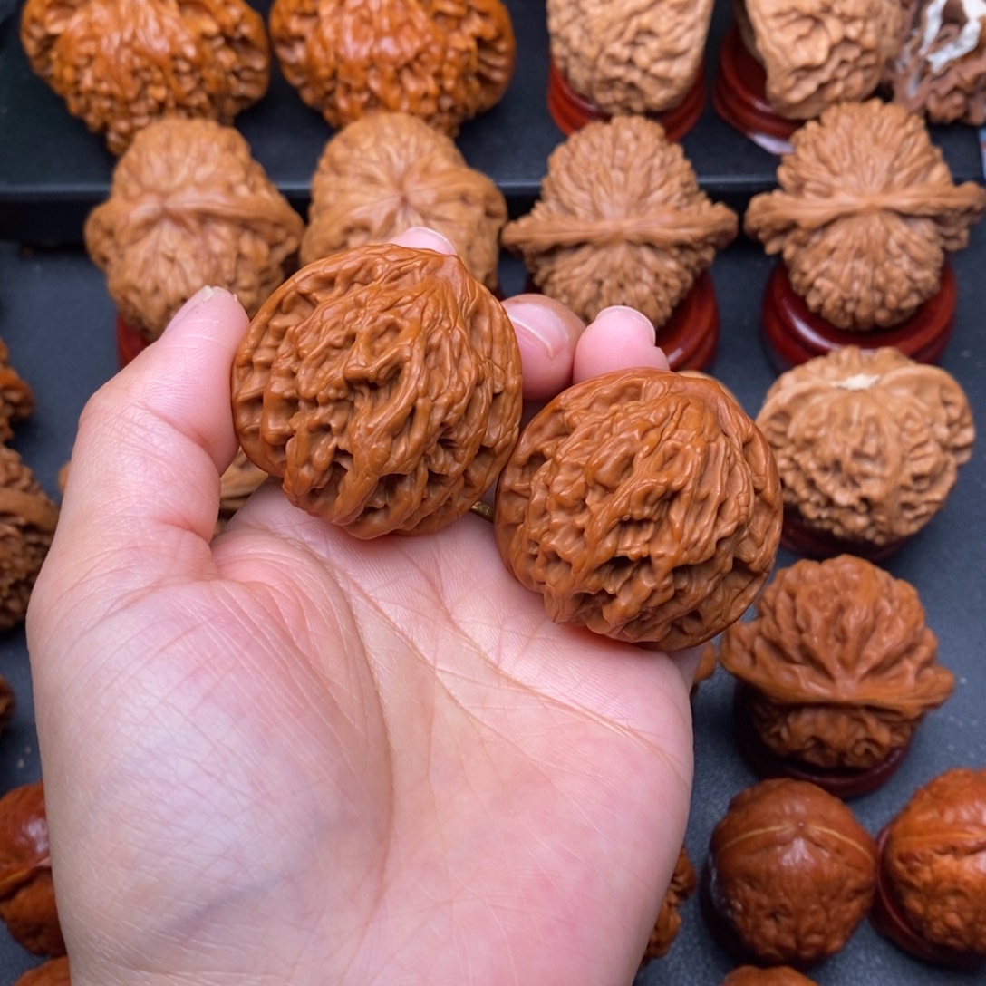 文玩核桃把件39虎头