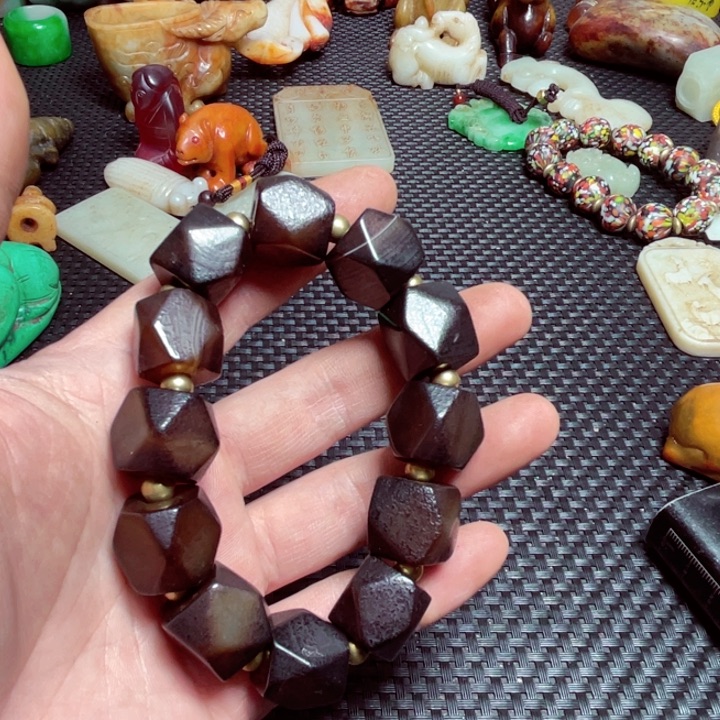 白玉菩提手串漂亮