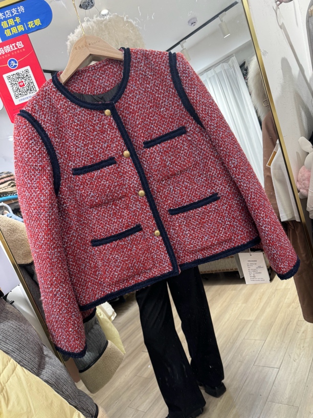 梦小小女装法式粗花呢小香风外套女2024新款爆款气质名媛短款上衣