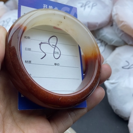 石英质玉未镶嵌手镯