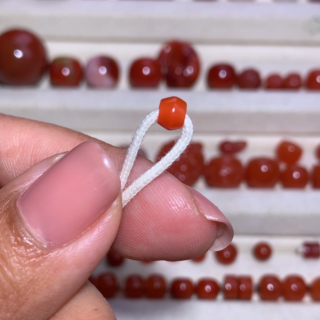 南红玛瑙未镶嵌线束5+柿子红满肉