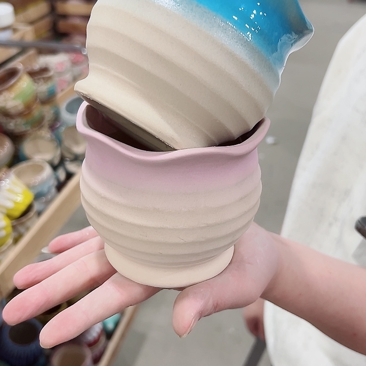 有孔.凑满10元发货多肉陶瓷花盆！