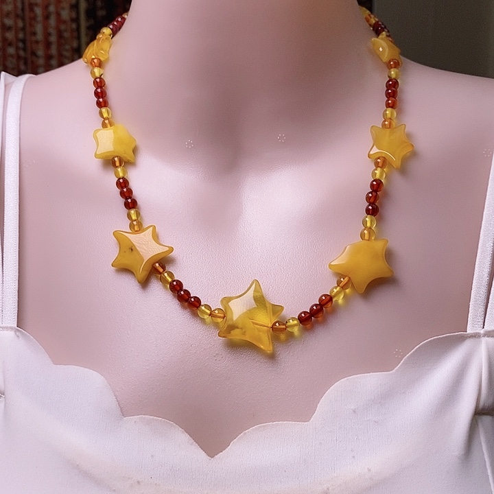 琥珀颈饰未镶嵌项链