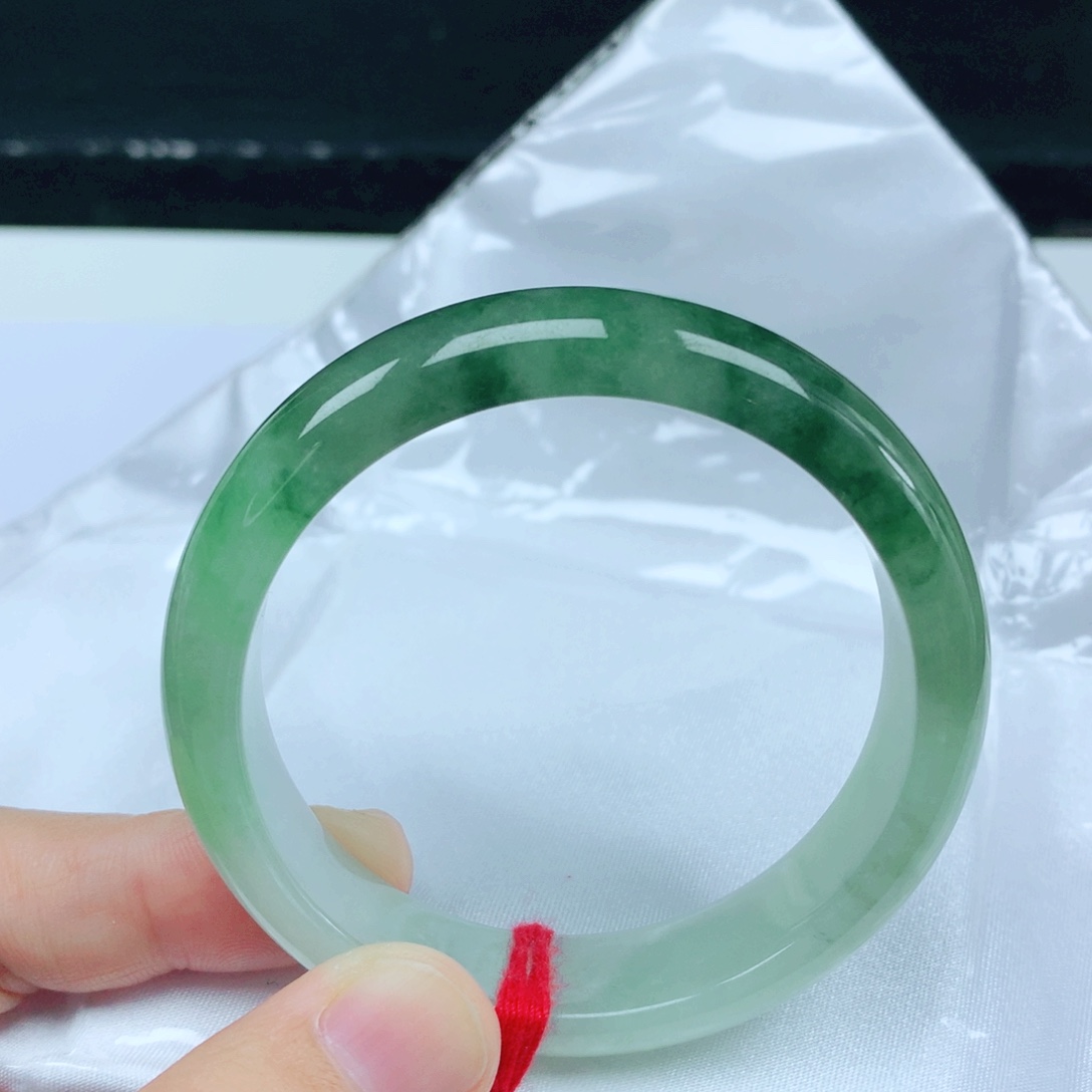 未镶嵌手镯翡翠52