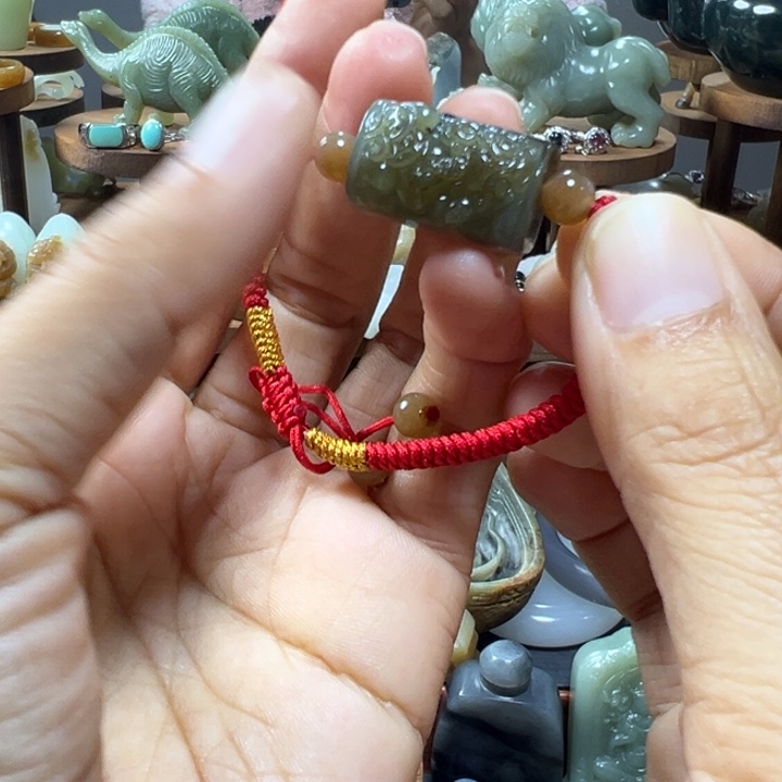 项链未镶嵌和田玉