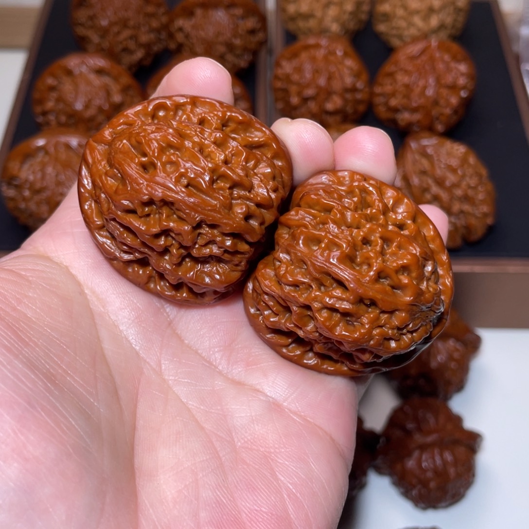 文玩核桃吊坠南疆