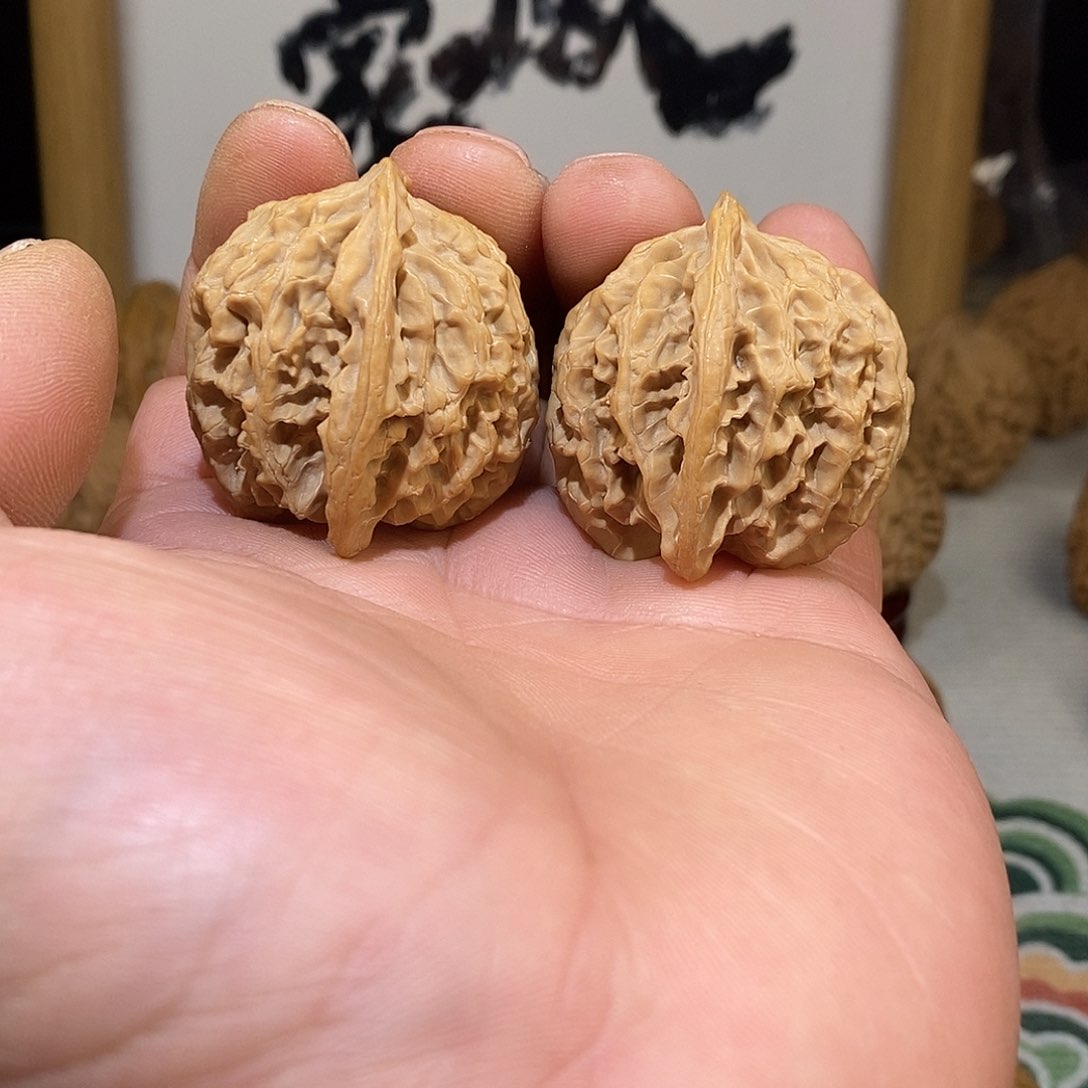 文玩核桃把件38尺原装苹果园