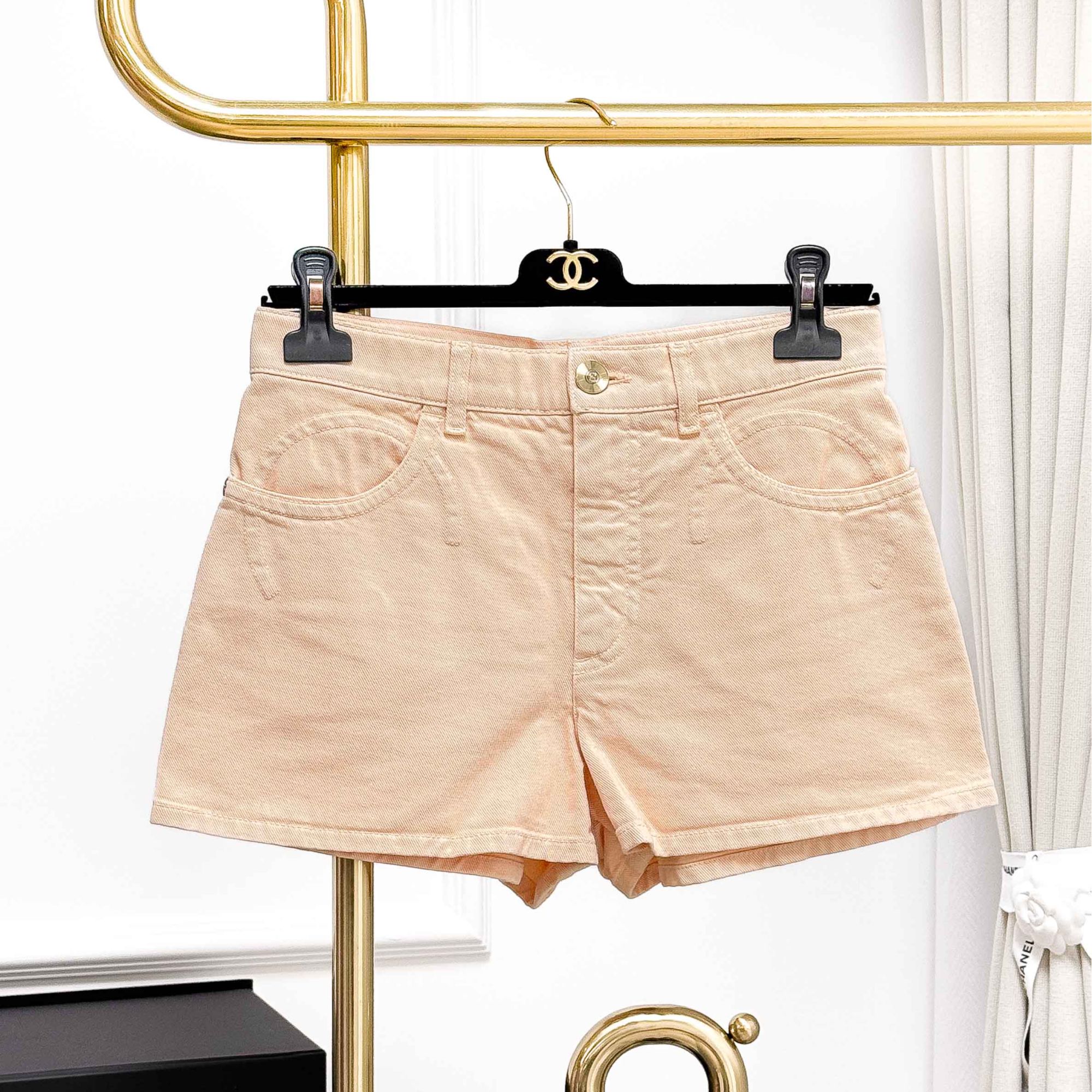 99新 Chanel/香奈儿 36码橘粉色双C牛仔短裤