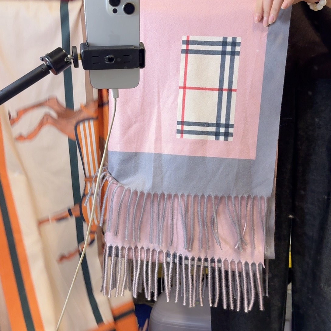 全新微瑕围巾子厚实