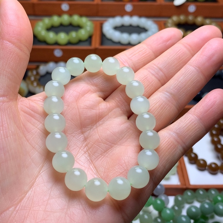 和田玉手串未镶嵌